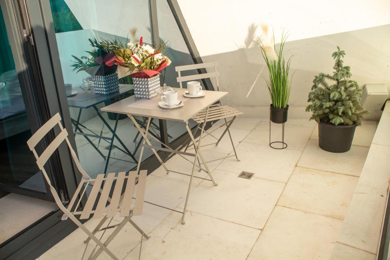 Wings Luxury Suites Cluj-Napoca Exterior foto